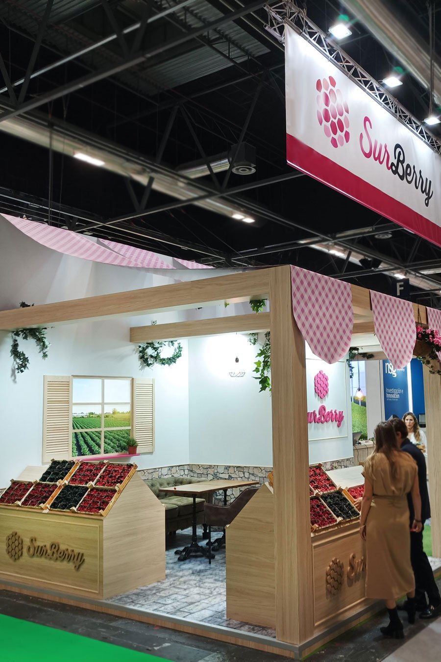 Surberry SuperStand